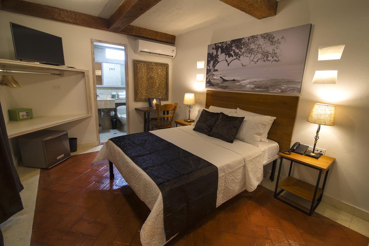 Life is Good Cartagena Hostel Buitenkant foto